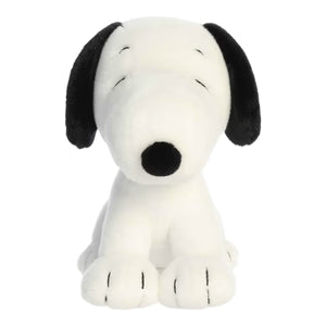 SNOOPY SENTADO